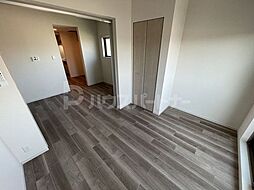 ローレル 105 1階1LDKのリビング/ダイニング