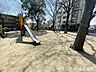 その他：敷地内に設けられた公園で、お子さまものびのび遊べます。