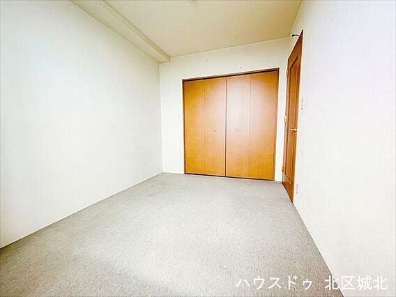 6.4帖洋室で...