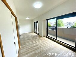居間