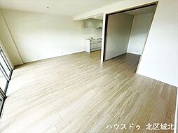 居間