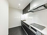 購入時の写真です。独立しているので調理に集中でき、食品の匂いがリビングに広がりにくいのも魅力です