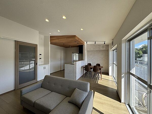 リビング/ダイニング