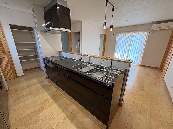 detached 埼玉県比企郡滑川町大字羽尾

地図を見る