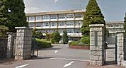 高校「埼玉県立松山高校まで1360m」