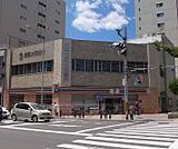 セブンイレブン京都堀川四条店まで135m 四条堀川北西にございます