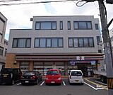 セブンイレブン京都阪急大宮駅南店まで108m 阪急大宮駅南側