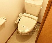 ウォシュレット付きのトイレです・