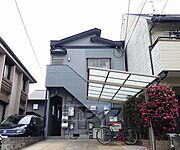 別角度からの外観です。