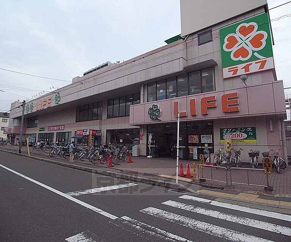 画像30:ライフ 壬生店まで83m 西大路高辻の交差点を東にいったところにあります。駐車場完備。