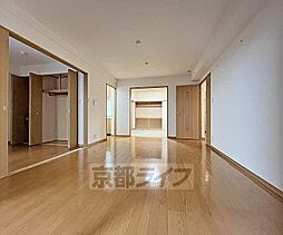 メゾン油小路 203 2階3LDKのリビング/ダイニング