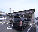 セブンイレブン京都大枝中山店まで450m 9号線沿いの角地で利用しやすいロケーション