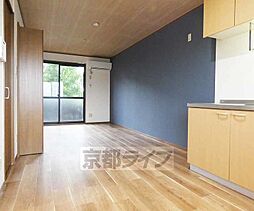 京都地下鉄東西線 石田駅 徒歩8分の賃貸アパート 1階1LDKのリビング/ダイニング