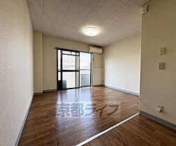 近鉄京都線 伏見駅 徒歩2分の賃貸マンション 2階ワンルームのリビング/ダイニング