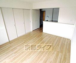 ルシアン西山天王山 105 1階2LDKのリビング/ダイニング