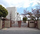 長岡第三小学校まで200m