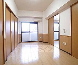 京都市営烏丸線 烏丸御池駅 徒歩8分の賃貸マンション 5階2LDKのリビング/ダイニング