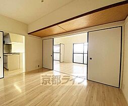 JR山陰本線 嵯峨嵐山駅 徒歩9分の賃貸マンション 4階3LDKのリビング/ダイニング