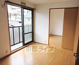 京都地下鉄東西線 石田駅 徒歩5分の賃貸アパート 2階2DKのリビング/ダイニング