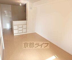 モダンコートＷＥＳＴ 202 2階2LDKのリビング/ダイニング