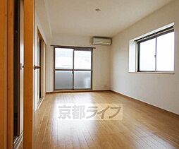 JR奈良線 稲荷駅 徒歩3分の賃貸マンション 3階1Kのリビング/ダイニング