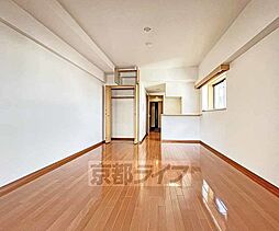 京都市営烏丸線 烏丸御池駅 徒歩4分の賃貸マンション 5階1Kのリビング/ダイニング