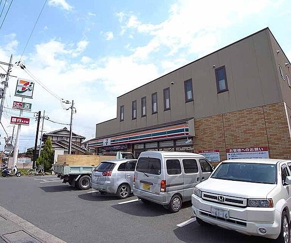 セブンイレブン長岡京海印寺店まで390m お酒とタバコ売っています