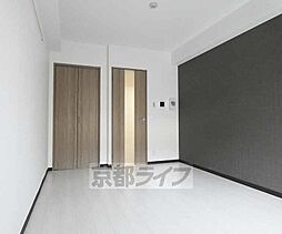 JR奈良線 JR藤森駅 徒歩1分の賃貸マンション 1階1Kのリビング/ダイニング