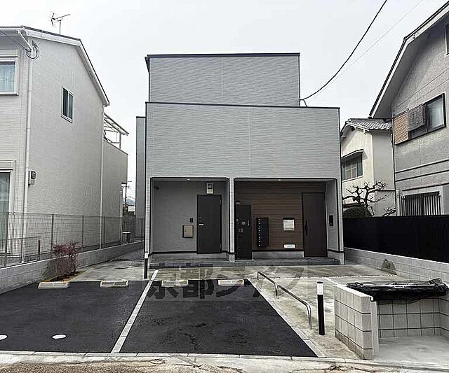 8 / 17
