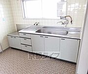 大きなキッチンで使いやすいです