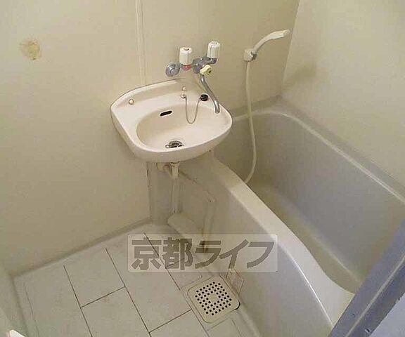 浴室