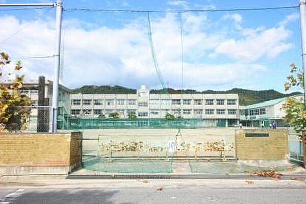 画像13:【中学校】福山市立培遠中学校まで704ｍ