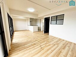 前山小学校グローリアス豊田前山町 3LDKのリビング/ダイニング