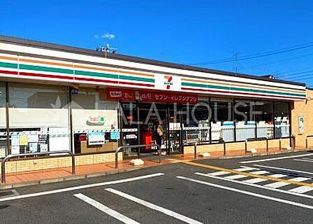 セブンイレブンさいたま風渡野店 徒歩10分。 730m