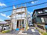 外観：良好な住環境が保たれたエリア。低層の一戸建を中心とした街並みが整然と続き周辺は高い建物が建っておらず、採光や開放性に恵まれ、空が広く緑の多い閑静な趣を感じる環境です。