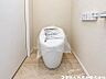 トイレ：【トイレ】小さな空間だからこそ機能性のある快適なトイレは、清潔感をキープしお手入れしやすいよう作られています