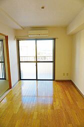 パールモア新井堂 502 5階2DKのリビング/ダイニング