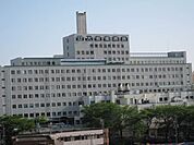 日本大学医学部付属板橋病院 824m