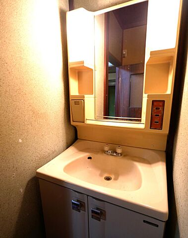 洗面 高岡市蓮花寺