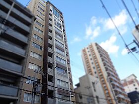 ルクレ北堀江  ｜ 大阪府大阪市西区北堀江1丁目（賃貸マンション1R・10階・32.84㎡） その1