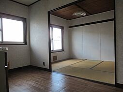居間