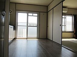 居間