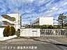 周辺：茨木市立郡小学校 1010m