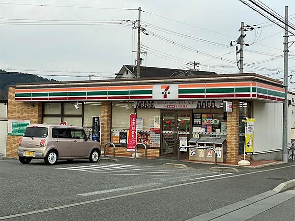 画像17:セブンイレブン 姫路大津西土井店（599m）