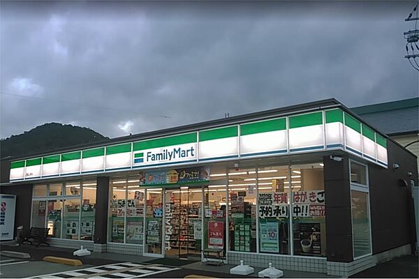 画像15:ファミリーマート 西脇上野店（2562m）