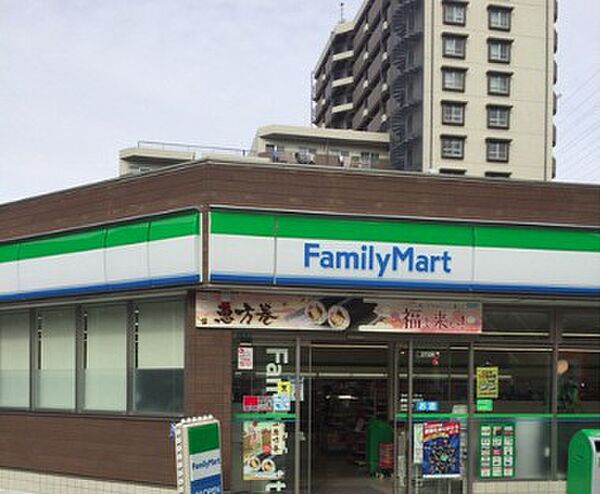 画像21:ファミリーマート 緑地公園駅東店（1363m）
