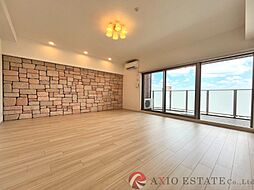 プレジオ新大阪EURO 4階1LDKのリビング/ダイニング