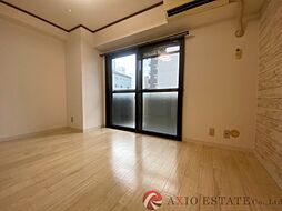 日生ロイヤルマンション十三 2階1Kのリビング/ダイニング