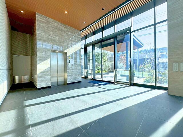 エントランス サンリヤン愛宕1丁目レジオン 12階/-