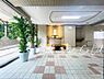 エントランス：【エントランス】 ◆こちらのマンションは、安全性にも配慮がなされておりますので、安心して快適にお過ごしいただけます。